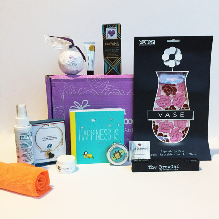 MomGiftBox by Jennie Garth Review + 50 Off Coupon