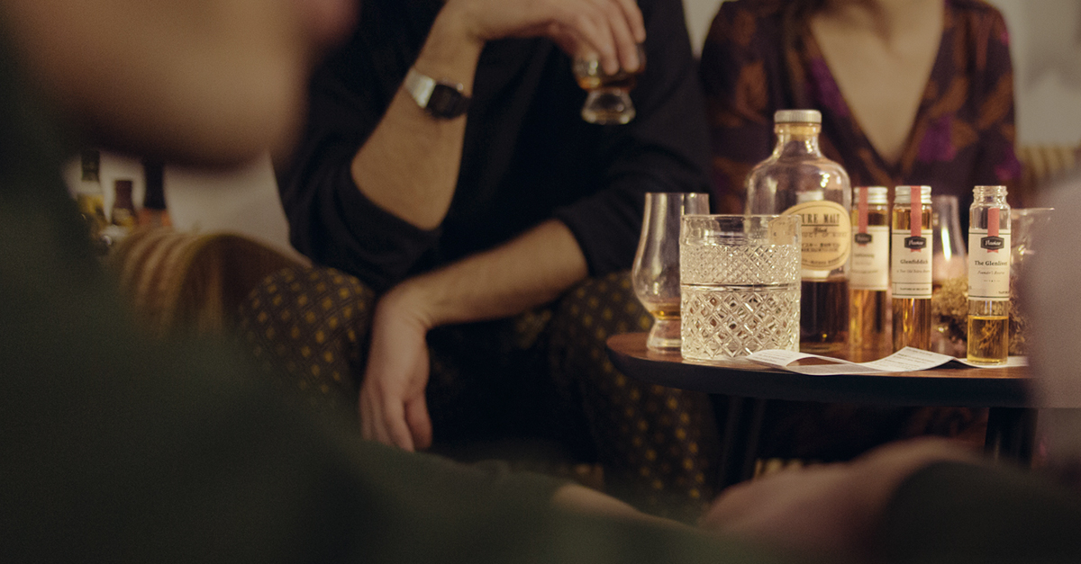 Best Men's Subscription Box Gifts: Flaviar