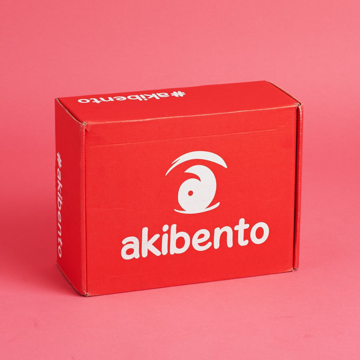 See the Naruto & Full Metal Alchemist items in the "Combat" Akibento box!