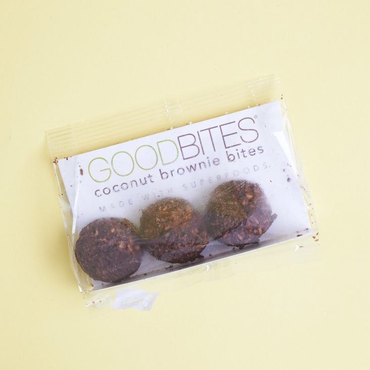 These raw cookies and truffles in this Goodbites box are SO indulgent!