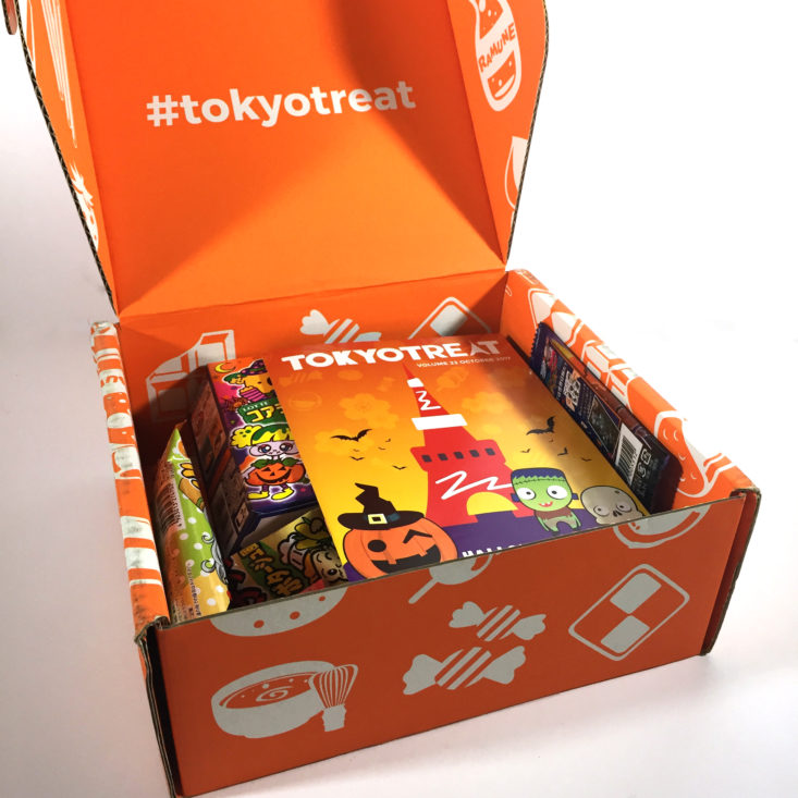 TokyoTreat Box October 2017 - 0002