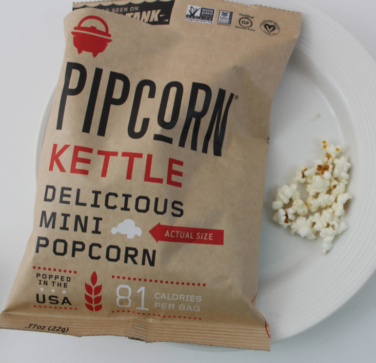 Vegan Cuts Snack October 2017 - pipcorn kettle popcorn