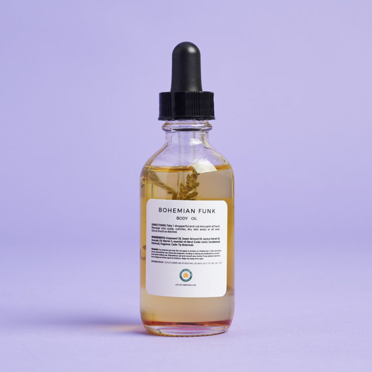 Explore natural & high-vibe products in the October 2017 Yogi Surprise box!