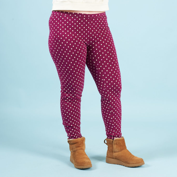 burgundy leggings with polka dots