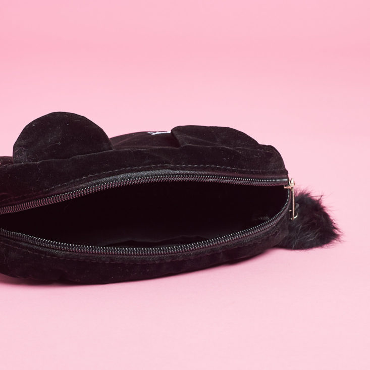 kitty change purse open