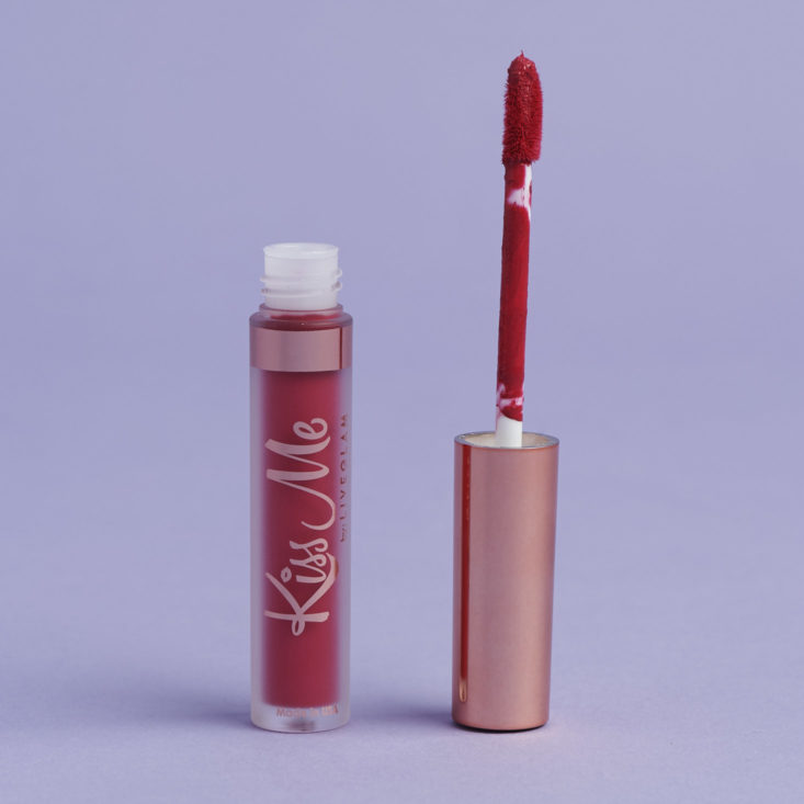 KissMe Girlfriend Lipstick Tube and applicator
