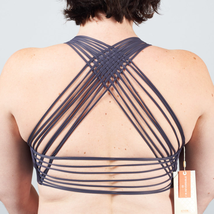 spaghetti straps on back of sports bra