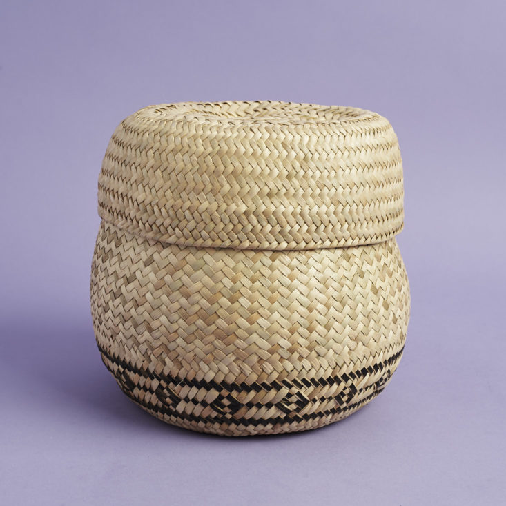 palm leaf basket with lid on