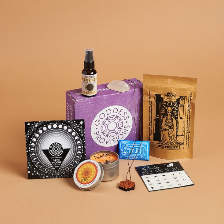 all items inside the december 2017 goddess provisions solstice box