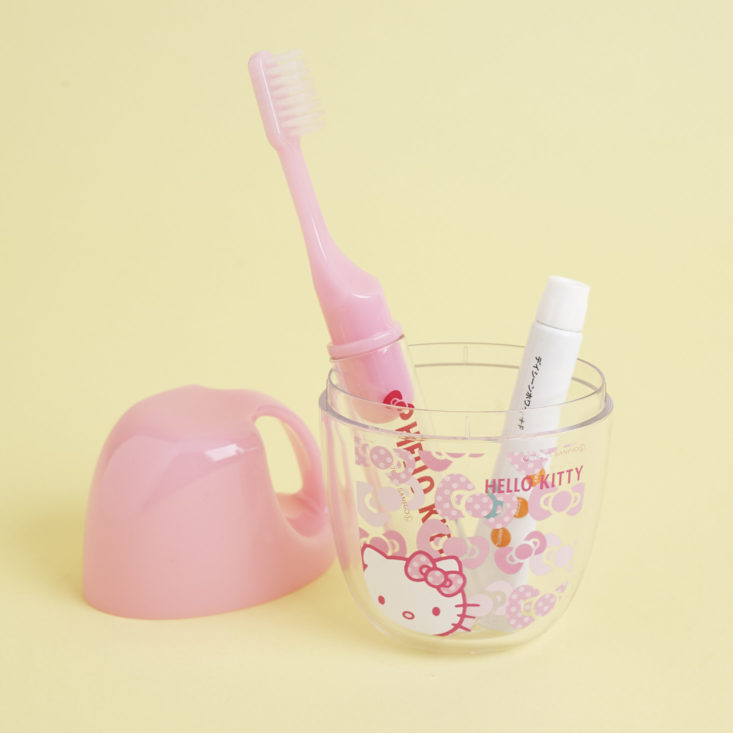 hello kitty travel toothbrush and toothpaste in cup