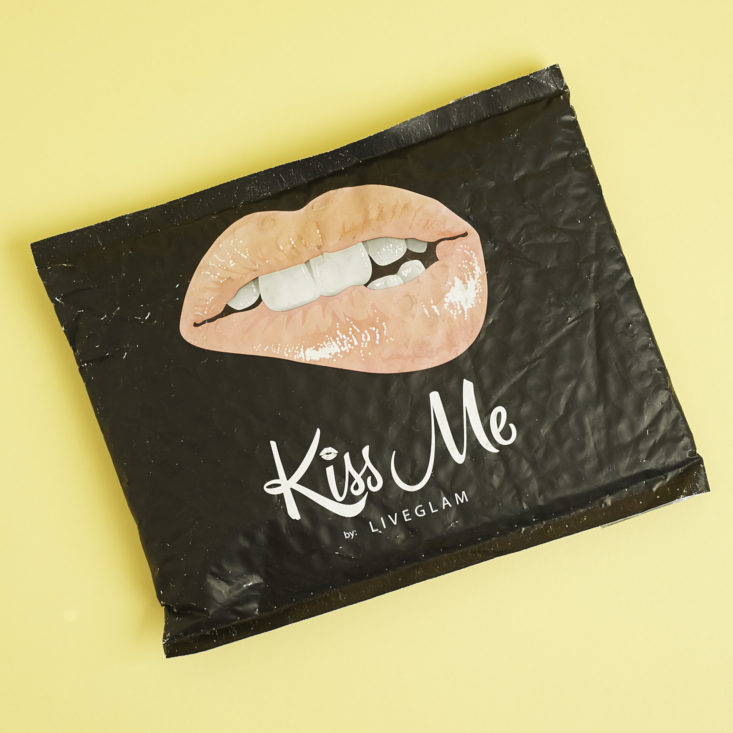 KissMe padded envelope
