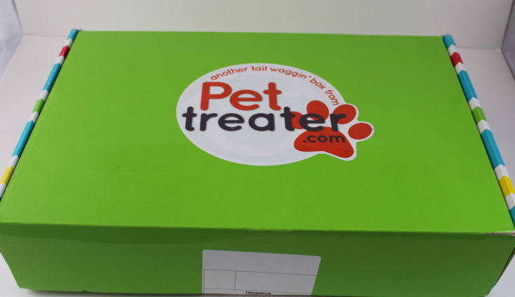 Pet Treater December 2017 Box