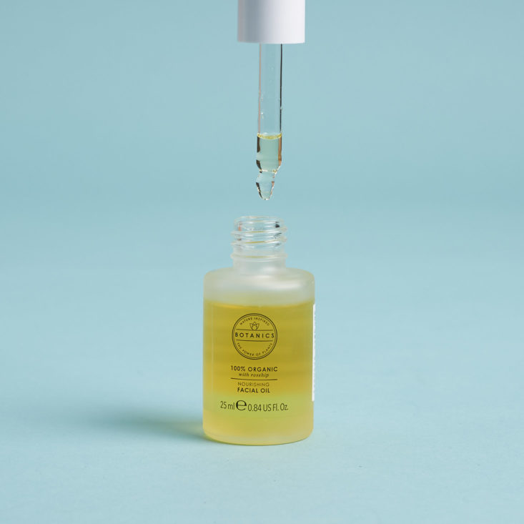 dropper and face oil bottle
