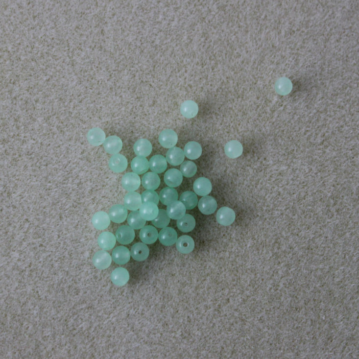 40 Pieces 4mm Dyed Pale Green Quartz Gemstone Beads