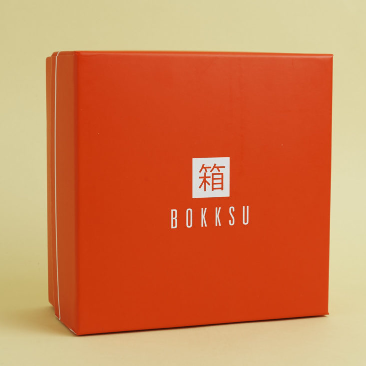 Bokksu Box, upright