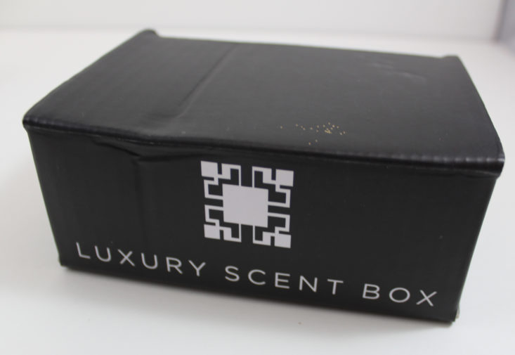 Luxury Scent Box December 2017 Box closed