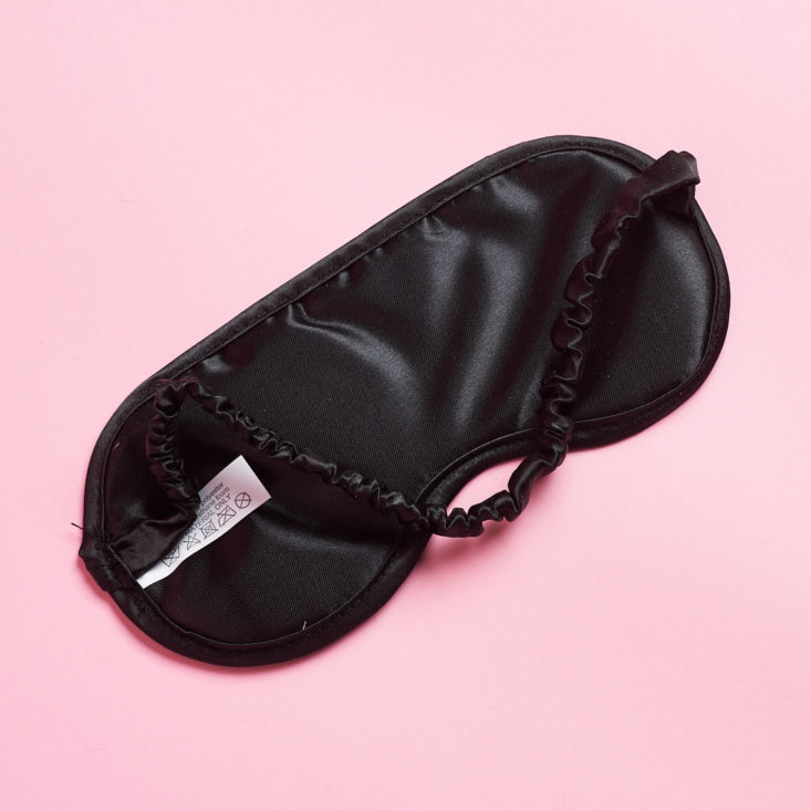black back of eye mask