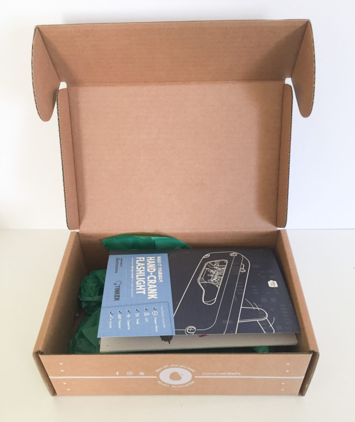 kiwi co electronics pack flashlight 2018 box inside