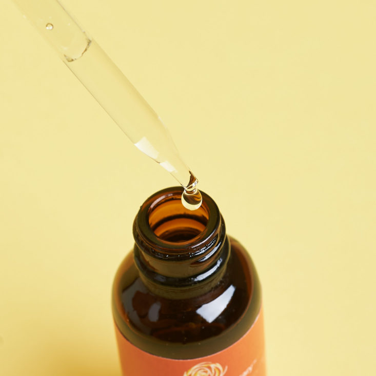 natural oil dropper and bottle