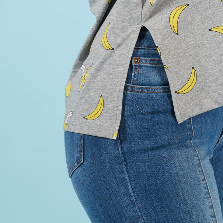 slit on side of fruit printed top