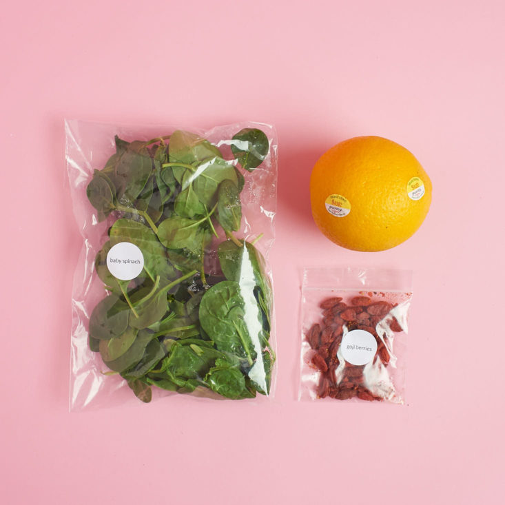 spinach orange and goji berry smoothie ingredients