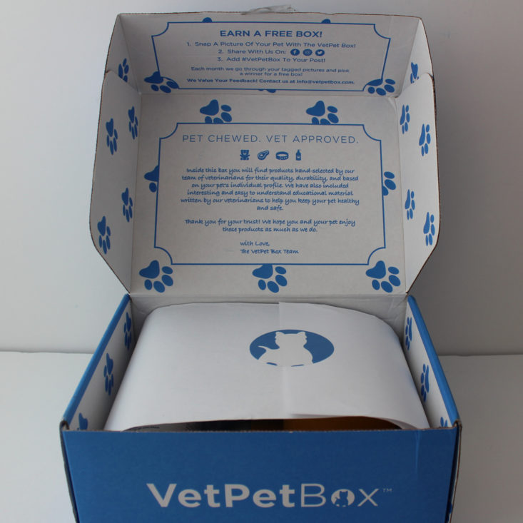 Vet Pet Box Dog January 2018 Box inside