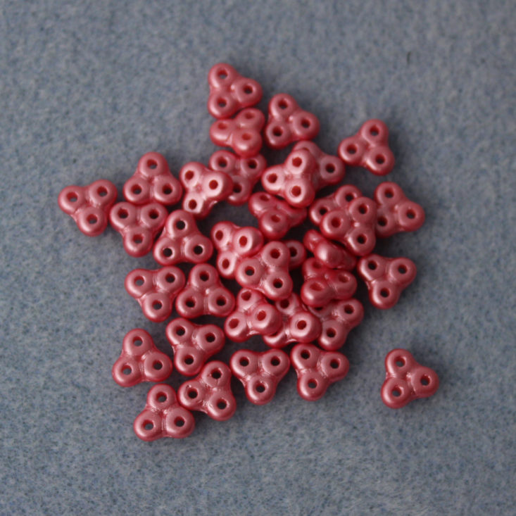 Pastel Light Coral Trinity Beads (7.5 g) 