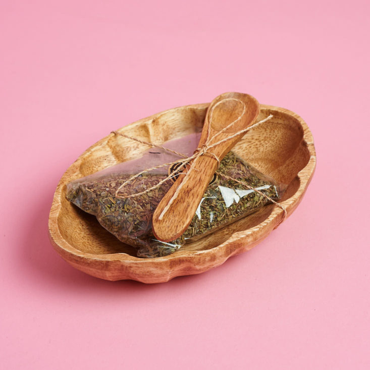 lavender in wooden dish