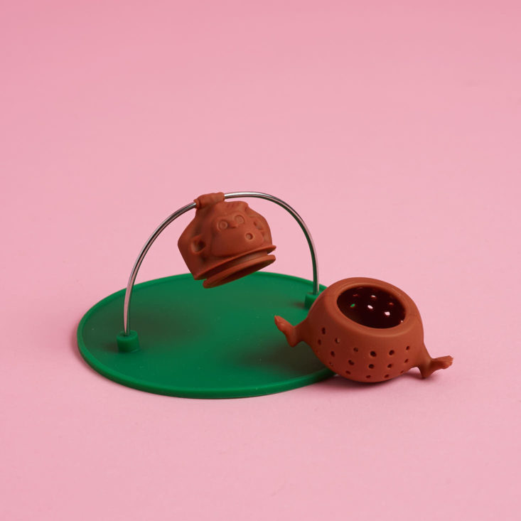 loose leaf tea container that looks like a monkey