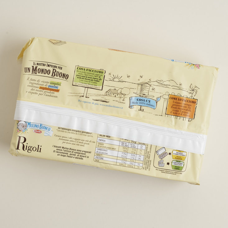back of Mulino Bianco Rigoli Biscuits package