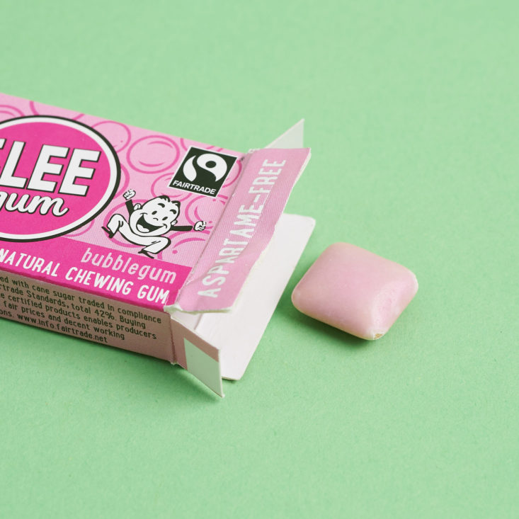 globein glee gum pink piece of bubblegum