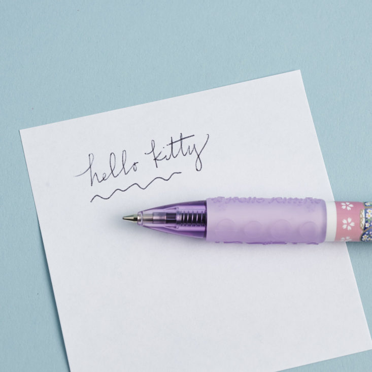 writing sample for Hello Kitty Sakura Pen