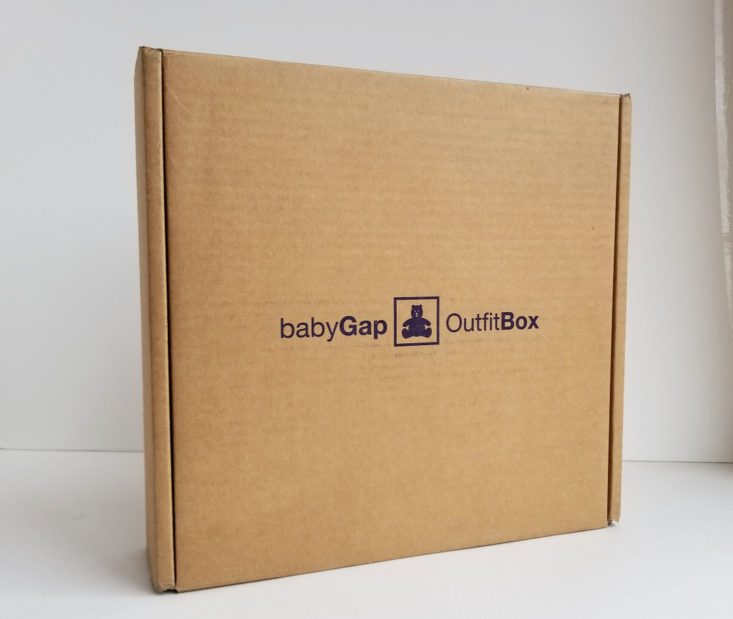 closed Baby Gap Outfit Box