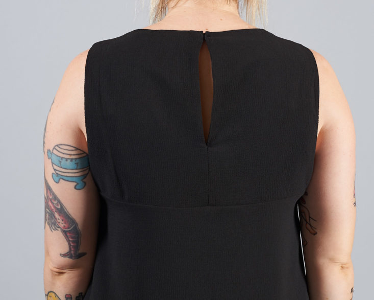 keyhole detail on back of Gibson x Living in Yellow Becca Tank Dress