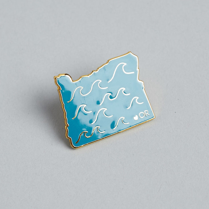 coastal cruising oregon blue enamel pin