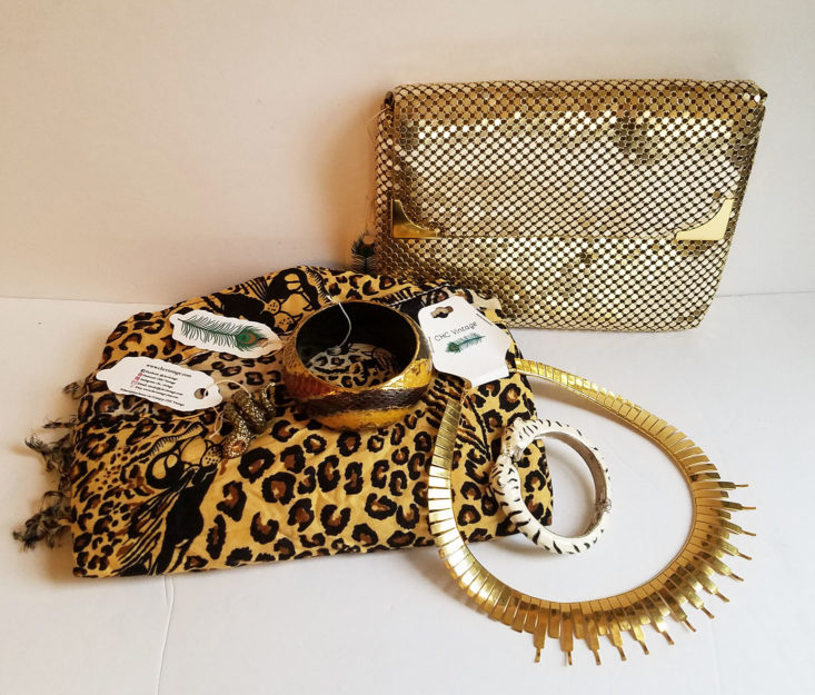 Crazy Hot Clothes Vintage Accessory May 2018 Subscription Box 0003 box contents