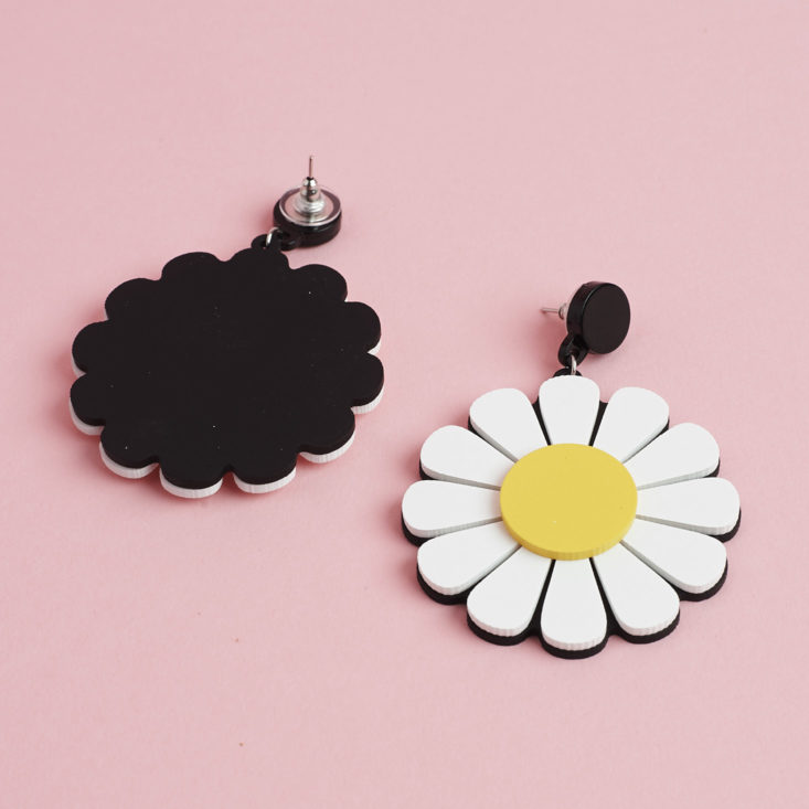 earfleek premier daisy earrings front and back