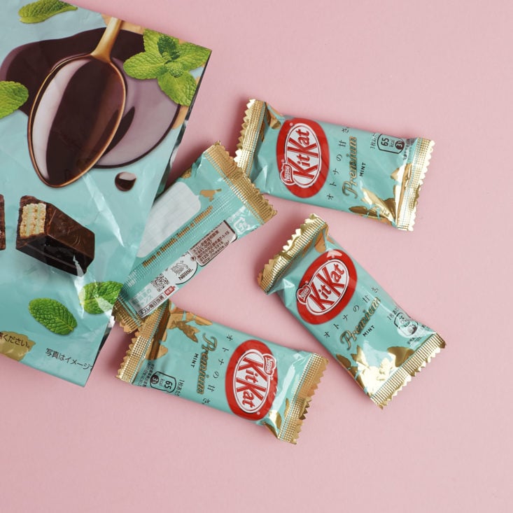 KitKat Premium Mint open with minis pouring out