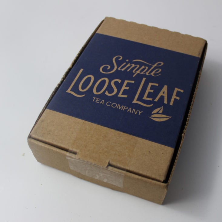 closed Simple Loose Leaf box