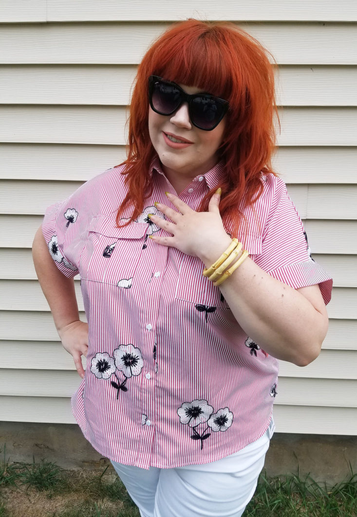 Pinup In A Pack June 2018 0014 sunglasses
