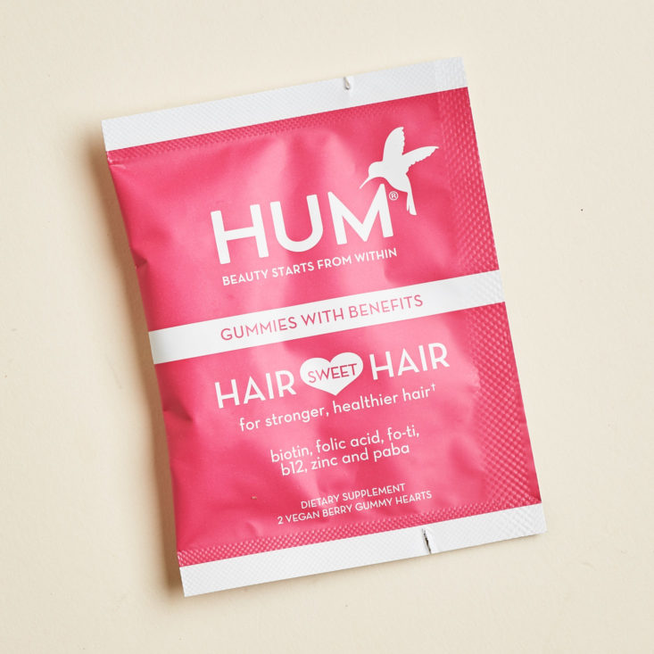Birchbox Curated September 2018 - Hum Hair Sweet Hair Gummy Vitamin, 2 gummies Front
