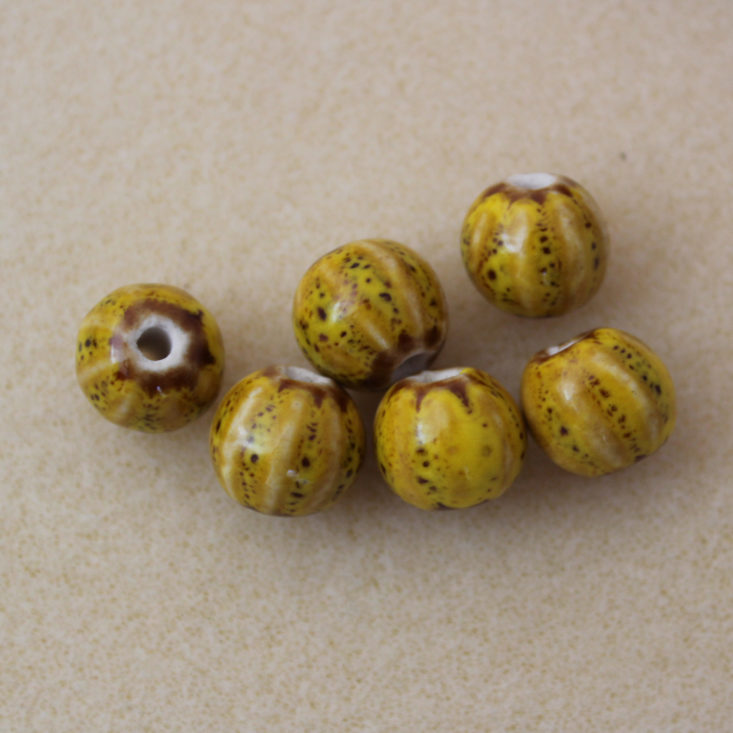 Blueberry Cove Beads September 2018 Yellow Rounds