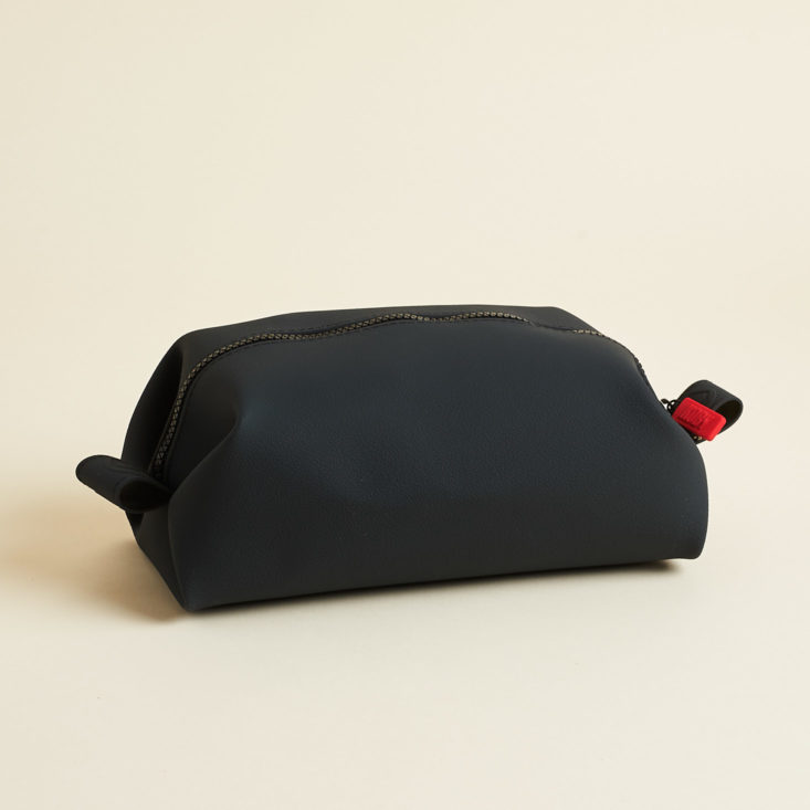 Breo Box Fall September 2018 - Tooletries Koby Bag Black Front