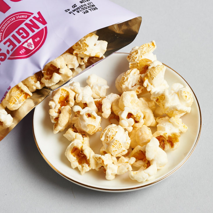 globein boom chicka pop popcorn kernels