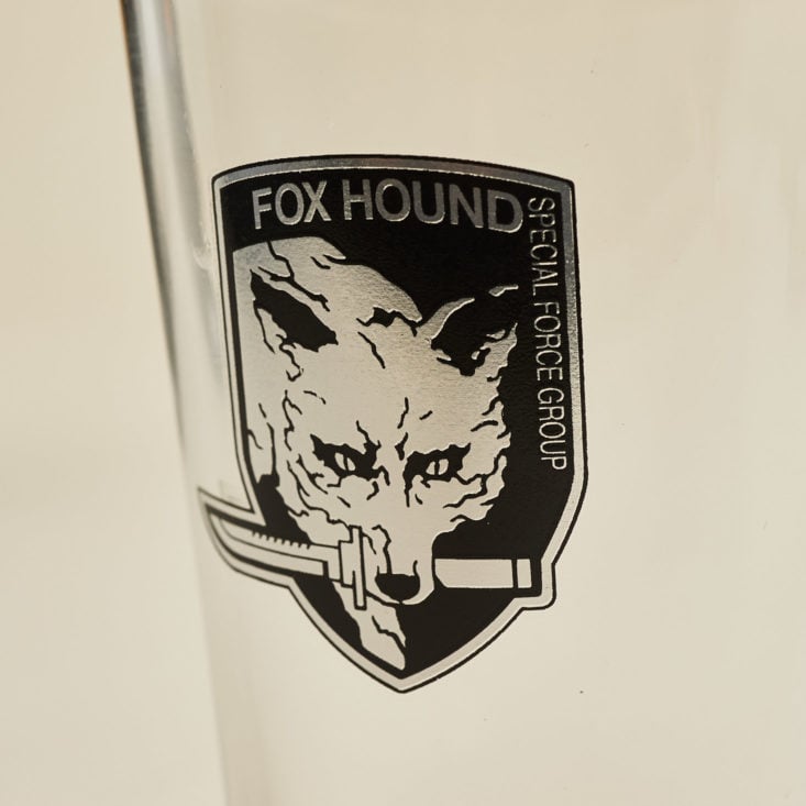 Loot Gaming Metal September 2018 - Metal Gear Solid Pint Glass Closer View