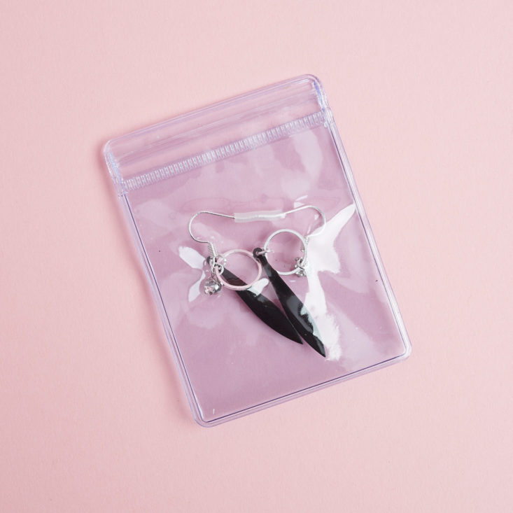 resealable pouch with earrings