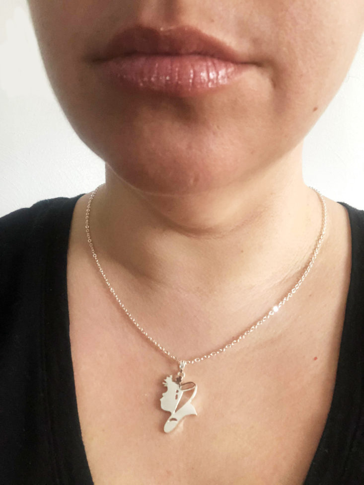 Kal-Elle Fandom Monthly “Disney Villains” Review September 2018 - Queen of Hearts Necklace On Front