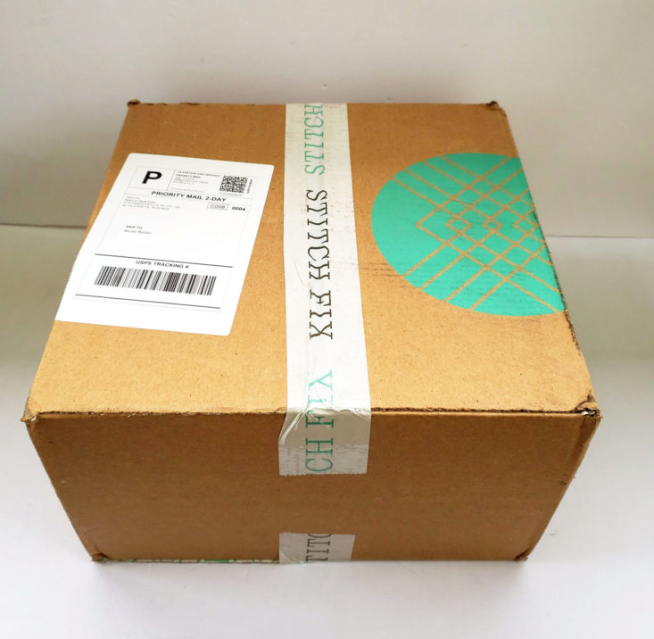 Stitch Fix Plus Size Clothing Box October 2018 Review - Box Closed Top