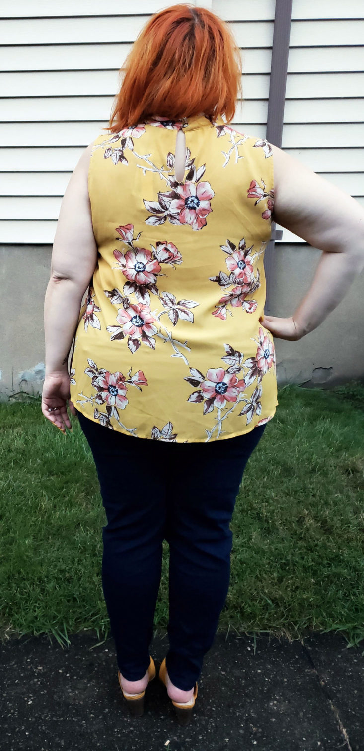 Stitch Fix Plus Size Clothing Box October 2018 Review - Hayleigh Keyhole Blouse by Papermoon Wear Back