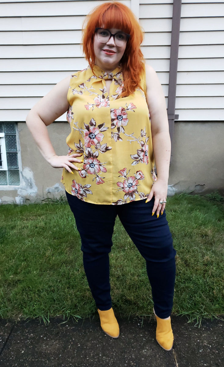 Stitch Fix Plus Size Clothing Box October 2018 Review - Hayleigh Keyhole Blouse by Papermoon Wear Front
